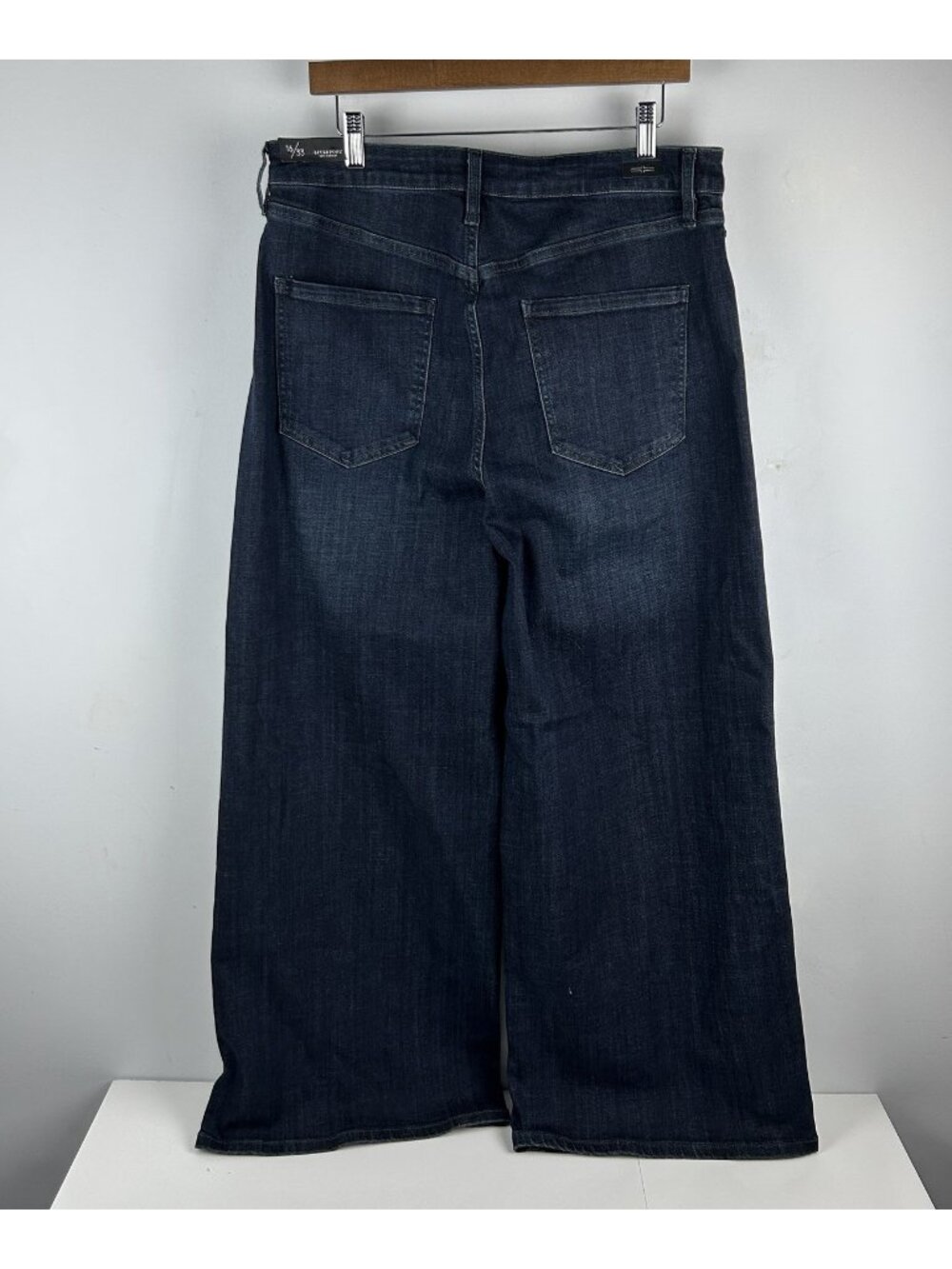 -NWT Liverpool Jeans The Stride Wide Leg Jean Women's Jeans Park City 16/33